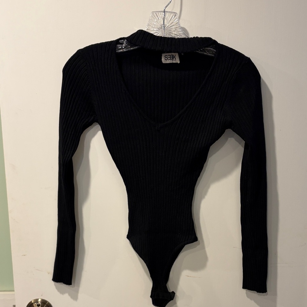 Seek Black Ribbed V-Neck Bodysuit XS Long sleeve